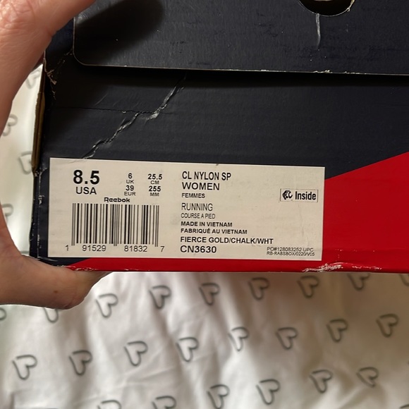 New women’s Reebok cl nylon sp size 8.5 - Picture 3 of 3